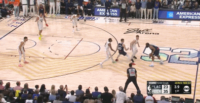 💀真的不对劲！哈登4秒启动被夹💀0.5秒甩锅博格丹