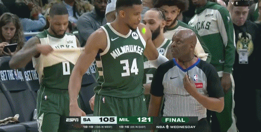 梅西本場數(shù)據(jù)：出場63分鐘1射2傳，送出5記關(guān)鍵傳球&獲評8.8分