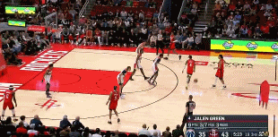 迎接新年！凱塞多社媒曬與家人合照：感謝2024年，歡迎2025年