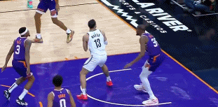 攻防一体！KD防守端大帽马丁 之后突破倒地打进高难度抛投