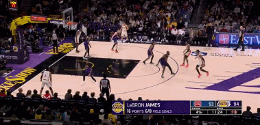 ⭐头号球星！传射+造点，安东尼在贝蒂斯出战3场西甲全部当选MVP