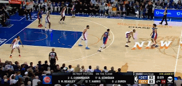 人仰马翻！杜伦强攻内线和米罗双双倒地 吹进球有效还要加罚