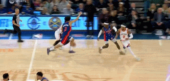 接着续命！阿努诺比追身顶着康宁汉姆 不讲理干拔三分追到差1分！