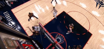 金年会遮天蔽日！戈登抢到前场补篮 杰伦威补防暴起大帽扇飞