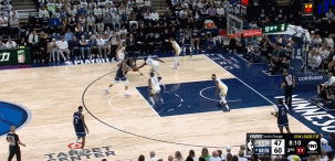 自转陀螺！麦克丹尼尔斯突破丝滑转身 挑篮拿下两分