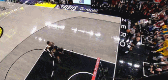 难受！加兰接球时推了马瑟林&裁判吹进攻犯规 加兰第4犯被换下