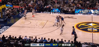 专进关键球！穆雷底线单打 撤步中投命中助掘金反超