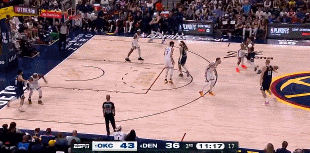 生猛！阿隆-戈登送击地妙传 小迈克尔-波特接球起飞双手暴力隔扣