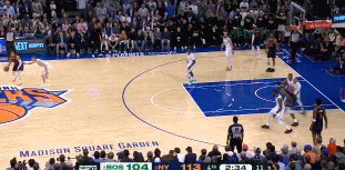麦迪逊广场的王🍎！布伦森下半场砍下26分 全场狂轰39分12助！